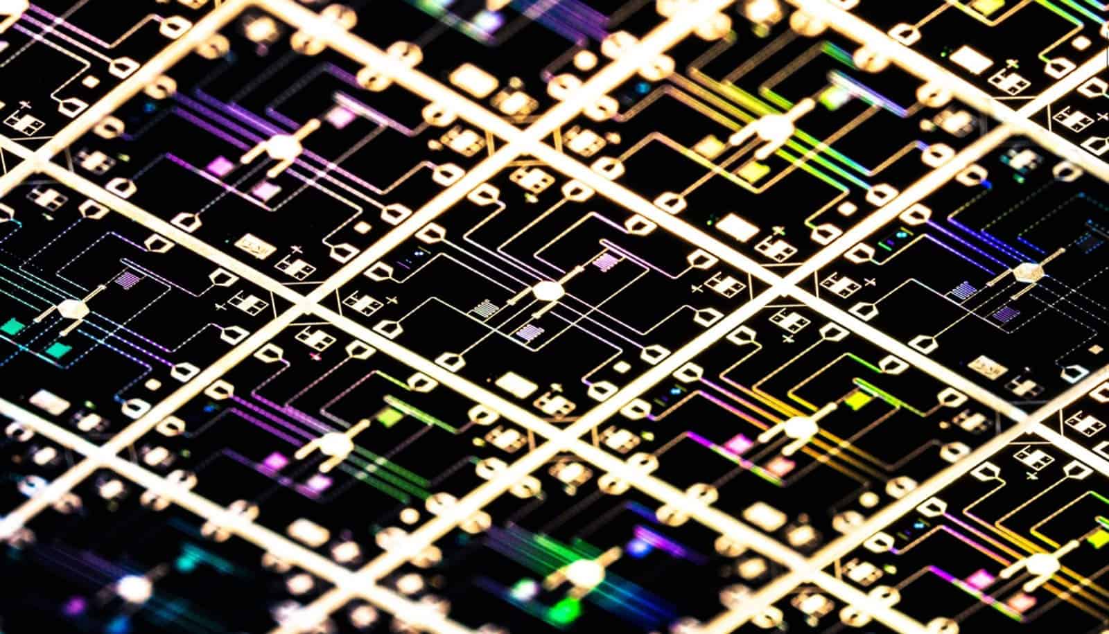 What is Quantum Technology? And Why is it the End of the Digital Revolution?