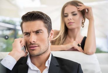 5 Simple Ways to Track Your Boyfriend’s Phone without Him Knowing